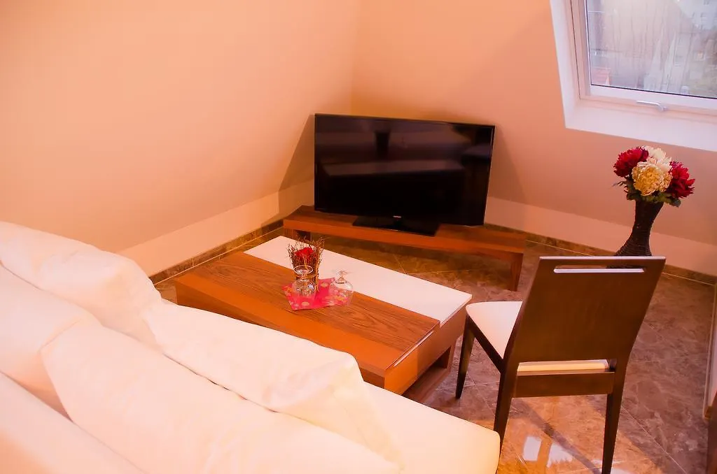 Alpha & Omega Hotel Stuttgart 3*,